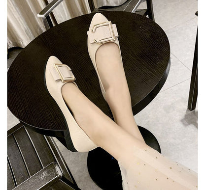 Flats Pointy-Toe