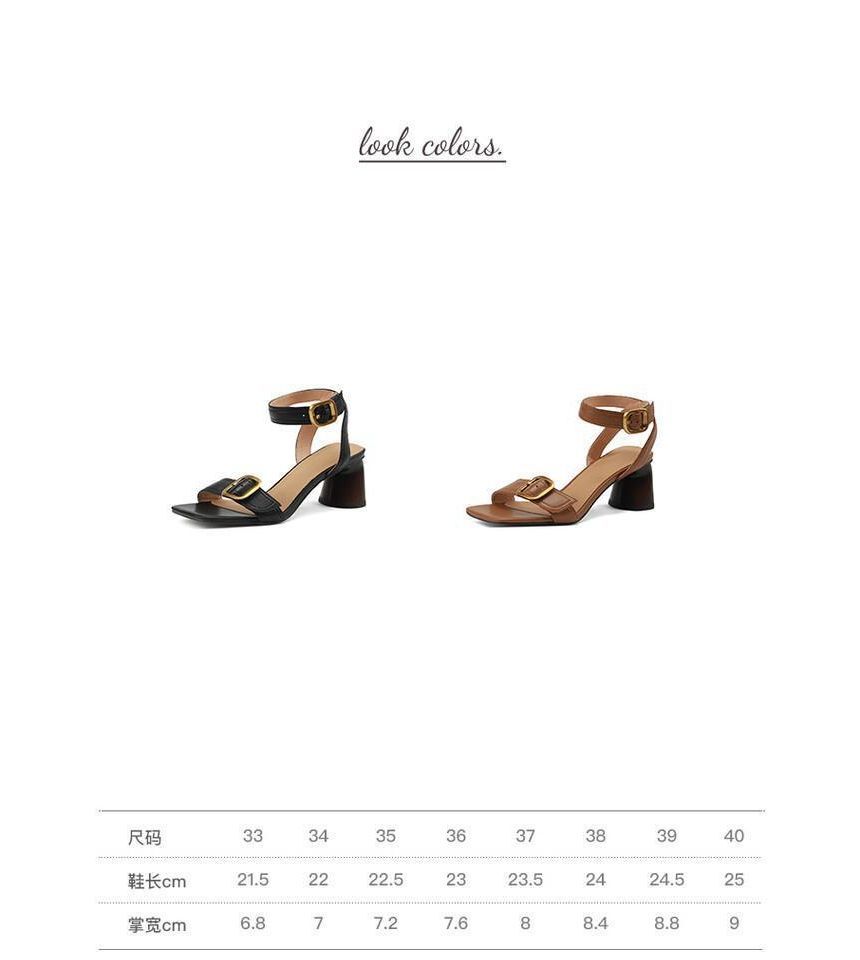 Heel Buckled Sandals Round