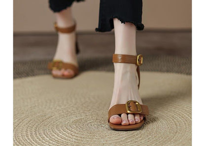 Heel Buckled Sandals Round