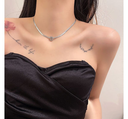 Necklace Rhinestone Choker