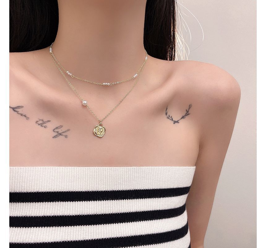 Pearl Faux Necklace Floral