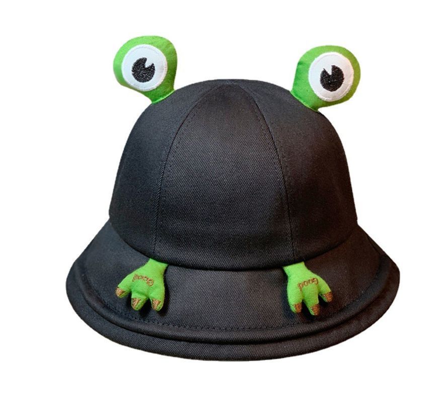 Detail Hat Frog Bucket