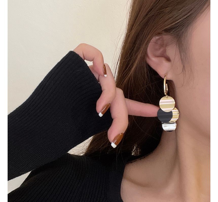 Alloy Fringed Disc Earring
