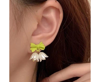 Stud Clip / Ear On Floral Earring