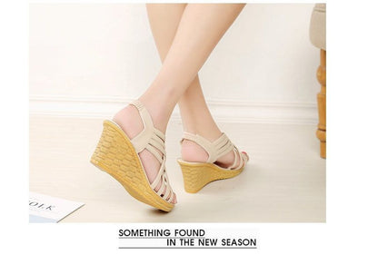 Strappy Sandals Wedge-Heel