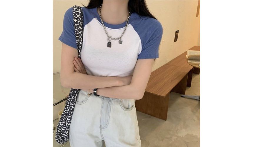 Short-Sleeve T-Shirt Raglan