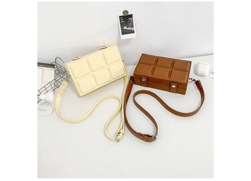 Bag Box Crossbody