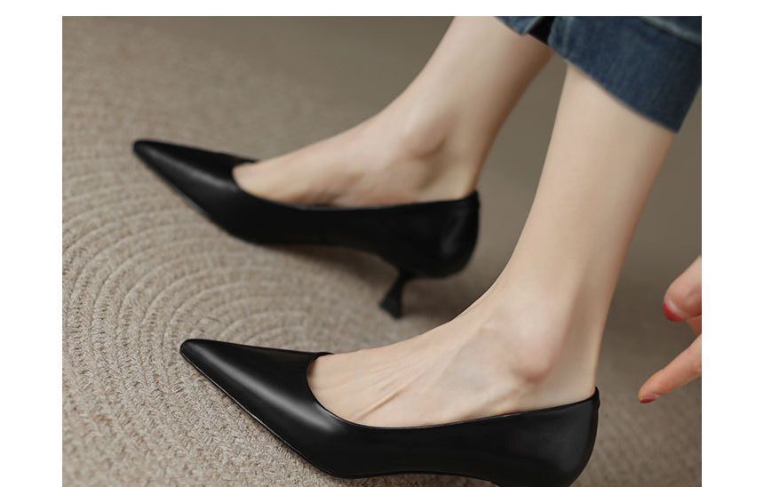 Pointed Heel Pumps Kitten