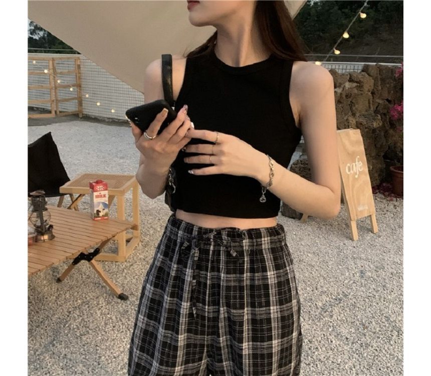 Tank Plain Top Neck Round Crop