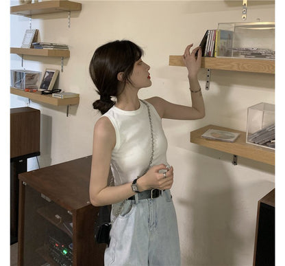 Tank Plain Top Neck Round Crop