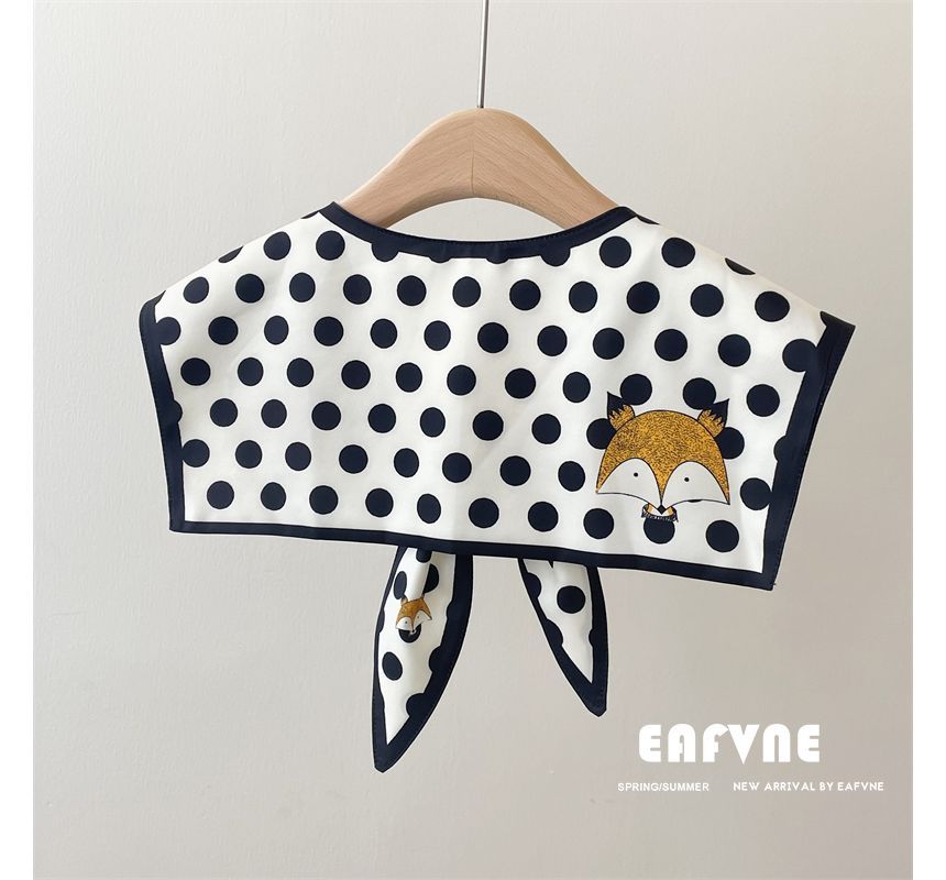 Collar Decorative Print