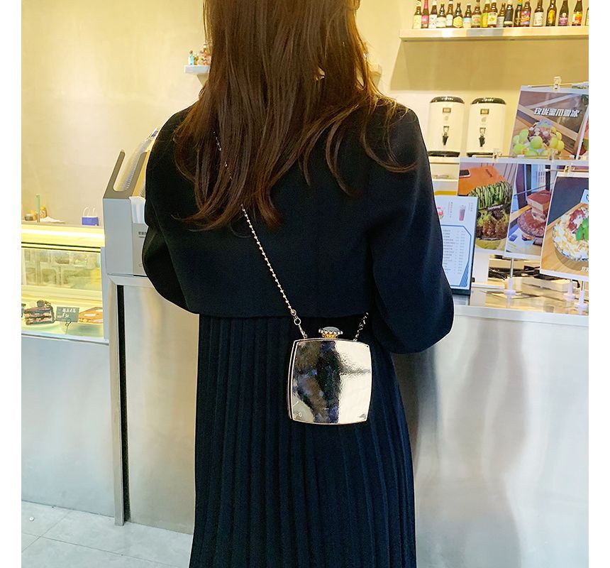 Chain Box Strap Bag Crossbody
