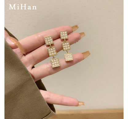 Alloy Pearl Earring Dangle Square Faux