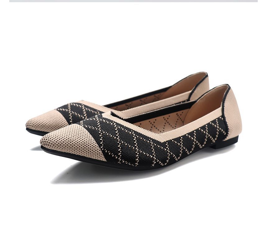 Pointy-Toe Knit Flats