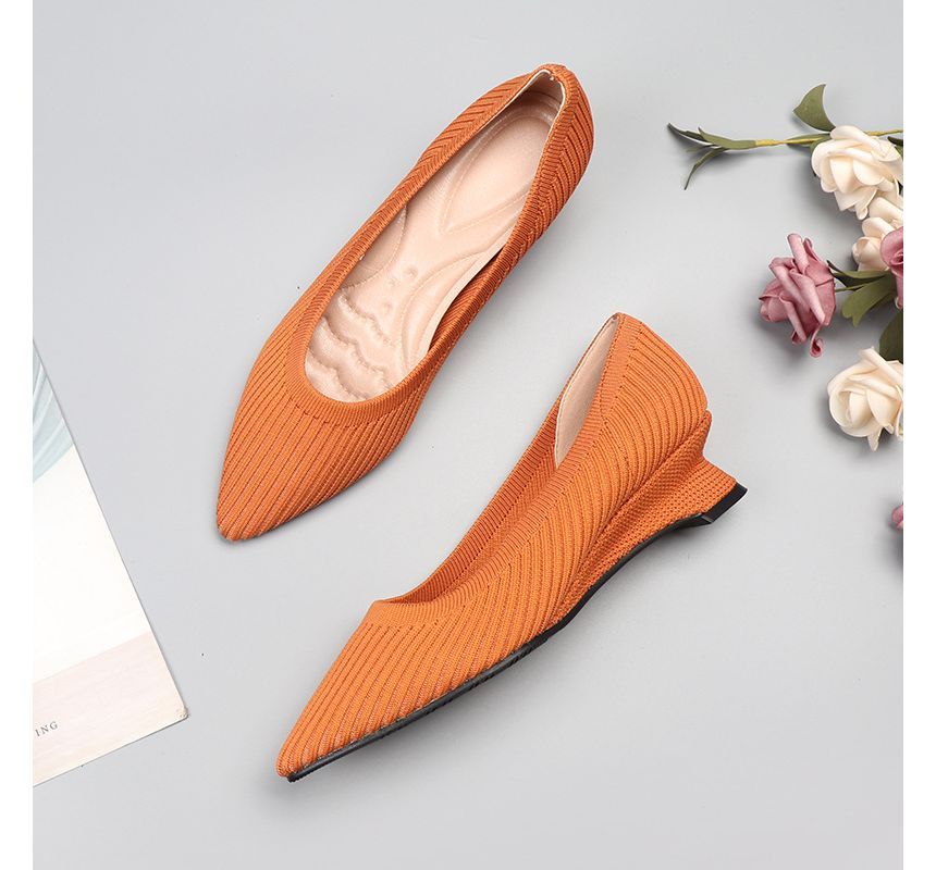 Heel Pumps Pointy-Toe Knit Wedge