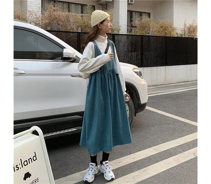 Mock Neck Plain Sweatshirt / Square Neck Midi A-Line Overall Dress