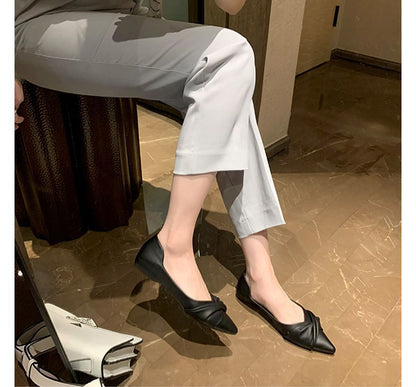 Pointed-Toe Flats Knotted