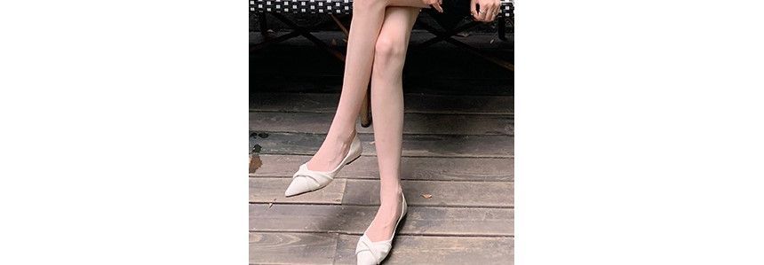 Pointed-Toe Flats Knotted