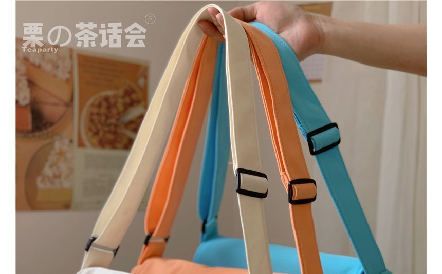 Sac messager uni en polyester