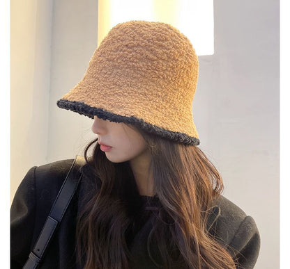 Bucket Trim Faux Contrast Shearling Hat