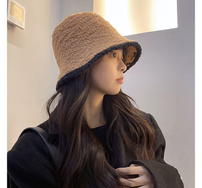 Bucket Trim Faux Contrast Shearling Hat