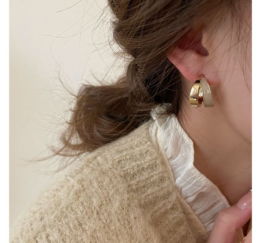 Open Alloy Hoop Earring