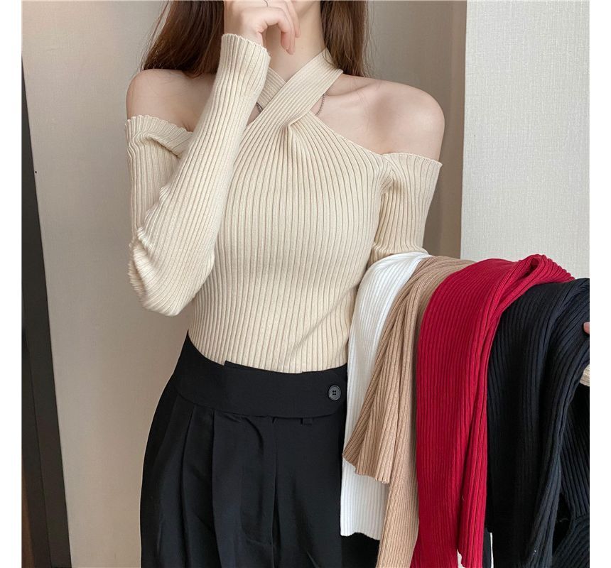 Top Halter Long-Sleeve Cold-Shoulder Knit Plain