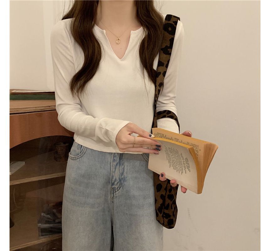 T-Shirt Notch Long-Sleeve Neck Plain