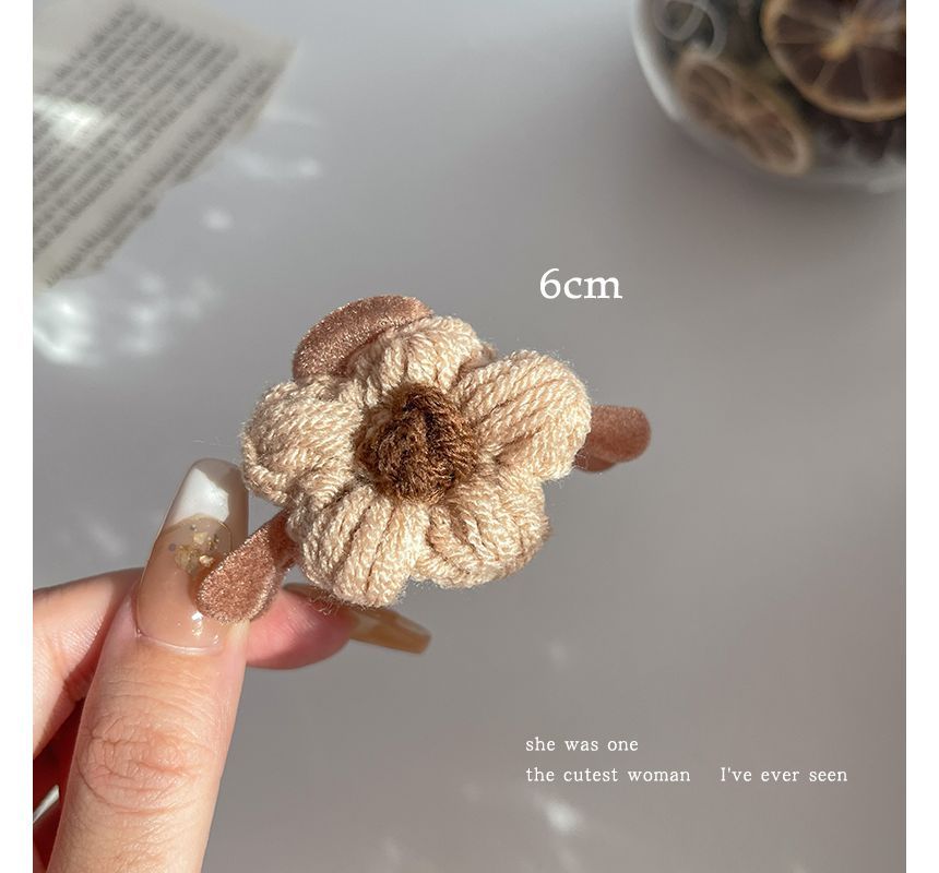 Floral Yarn Hair Clamp / Hair Clip / Headband