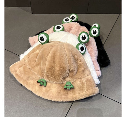 Frog Bucket Hat Chenille