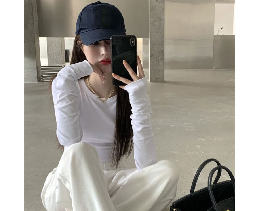 Neck Long-Sleeve Slim Round Crop Tee Fit Plain