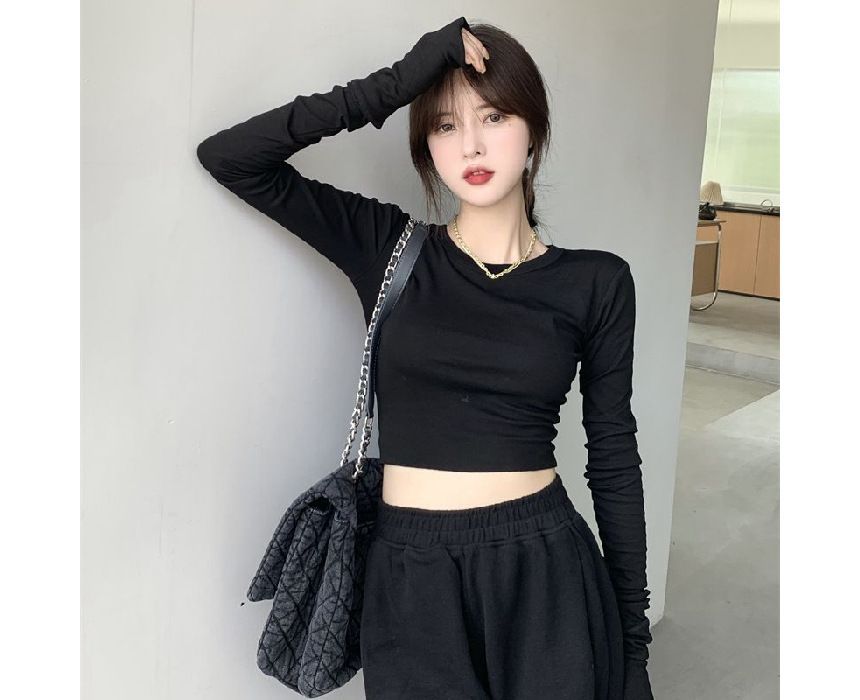 Neck Long-Sleeve Slim Round Crop Tee Fit Plain