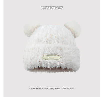 Beanie Fluffy Ear Detail