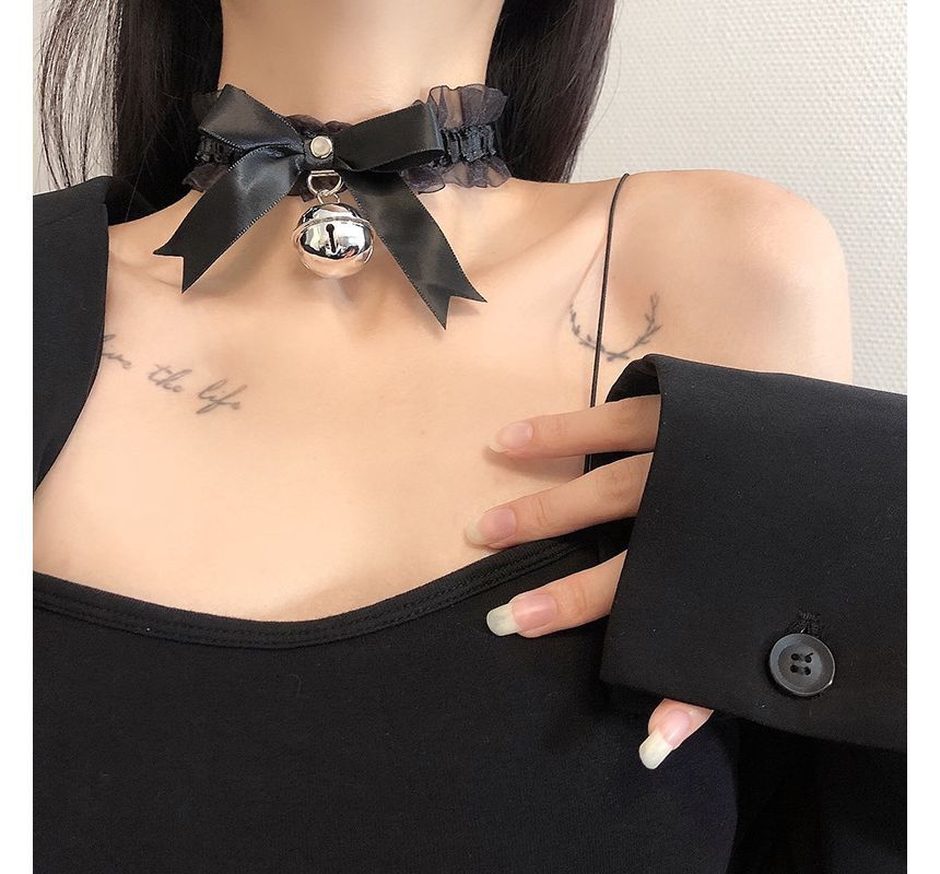 Ribbon Choker Bell