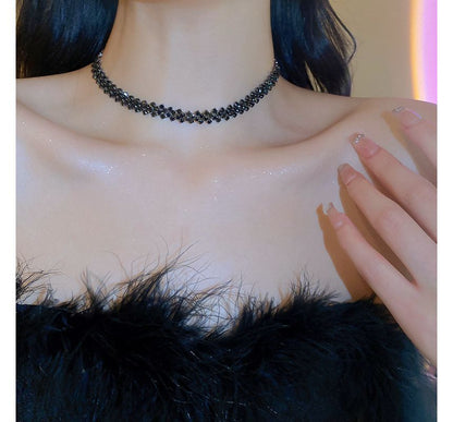 Rhinestone Alloy Choker