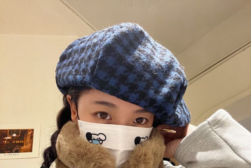 Houndstooth Beret Panel