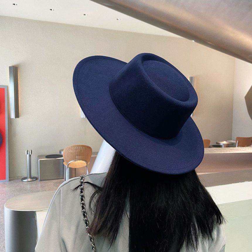 Wide Plain Hat Brim