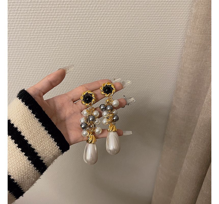 Earring Faux Drop Pearl