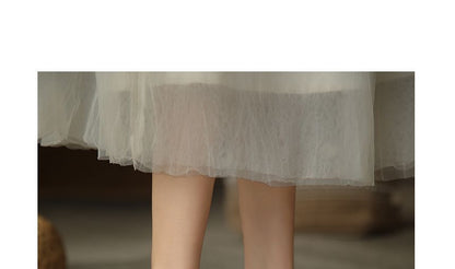 Kitten Pointed Patent Pumps Heel