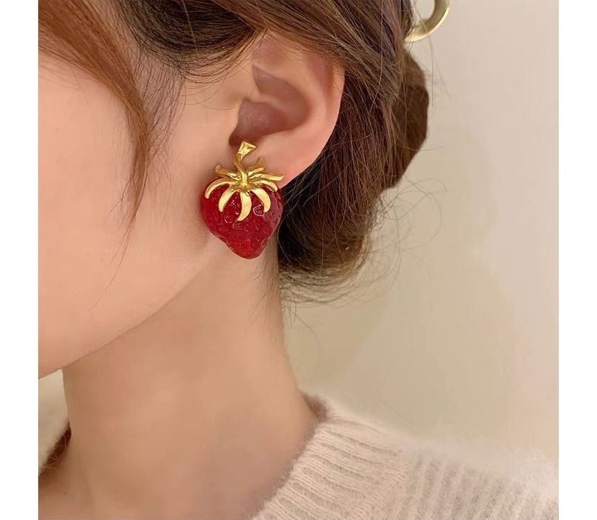 Earring Strawberry Stud