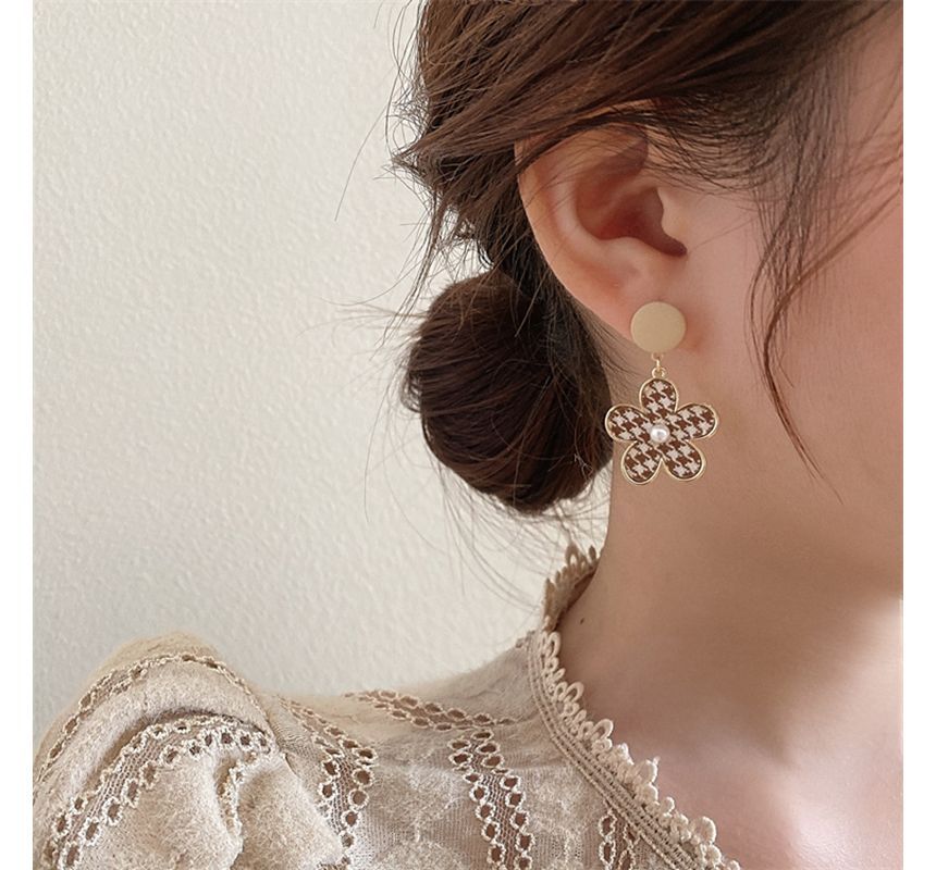 Houndstooth Floral Earring Alloy Asymmetrical Dangle