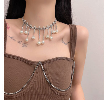 Faux Rhinestone Fringed Alloy Pearl Choker