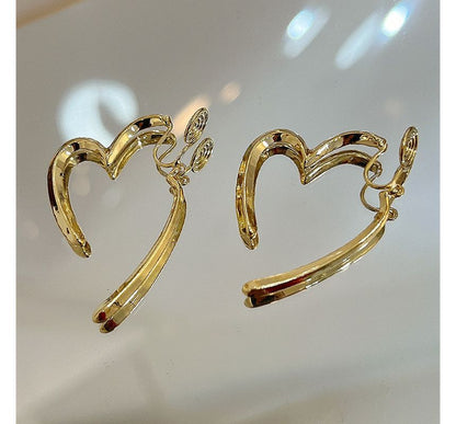 Alloy Earring Through Heart
