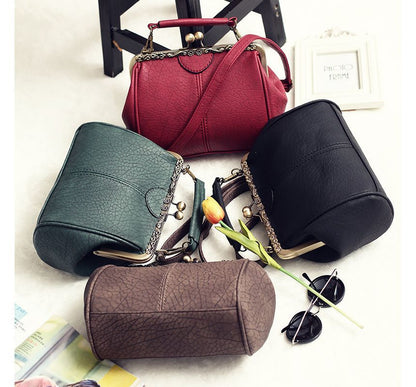 Top Lock Plain Handle Bag Crossbody Kiss