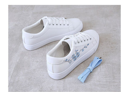 Floral Embroidered Sneakers Lace-Up