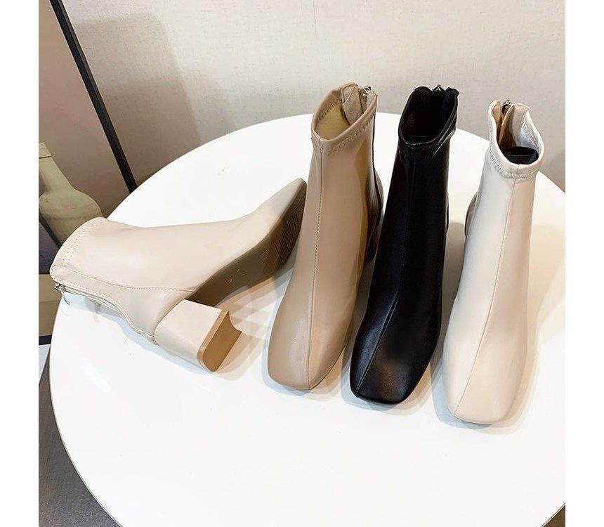 Chunky Heel Boots Short Plain