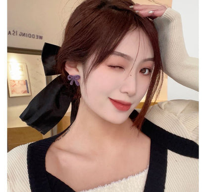 Flocking Earring Bow Stud