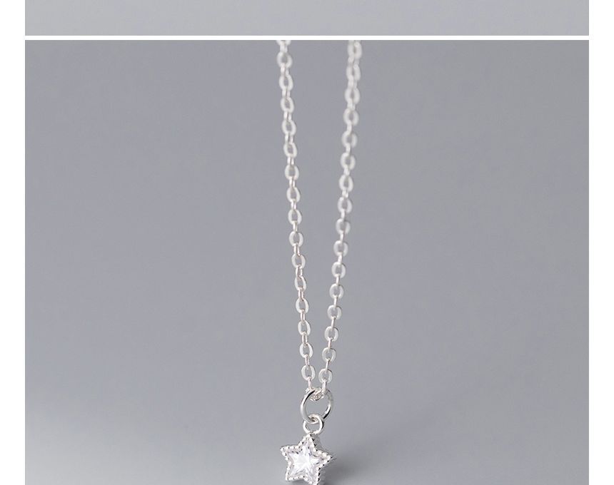 Rhinestone Star Pendant Necklace