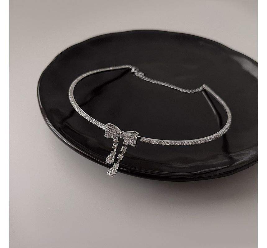 Rhinestone Alloy Choker Bow