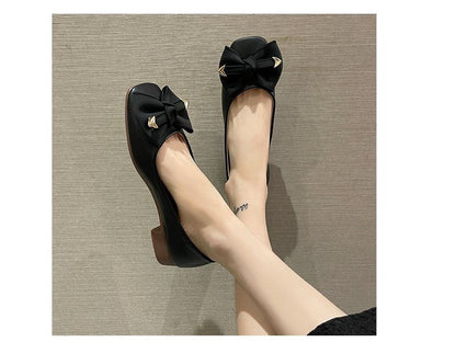 Bow Low Heel Pumps